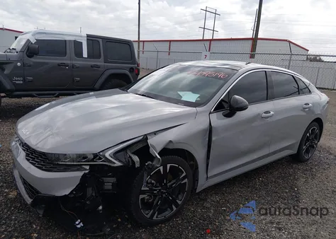 2023 Kia K5 Gt-Line z USA, uszkodzony, nr VIN 5XXG64J23PG172424